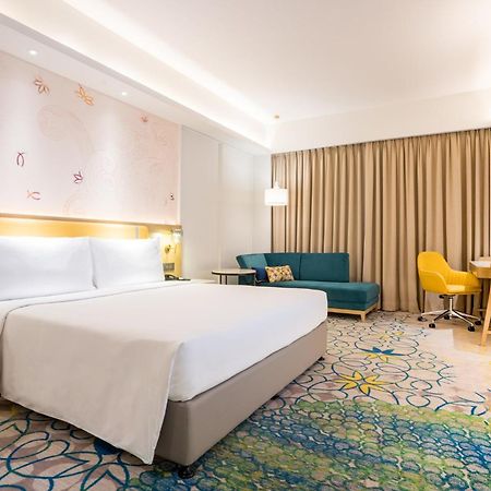 Holiday Inn Lucknow Airport By Ihg Exteriör bild