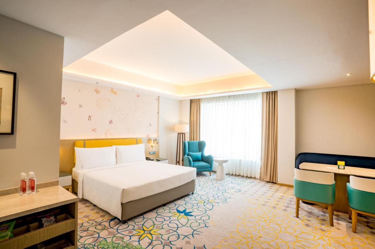 Holiday Inn Lucknow Airport By Ihg Exteriör bild