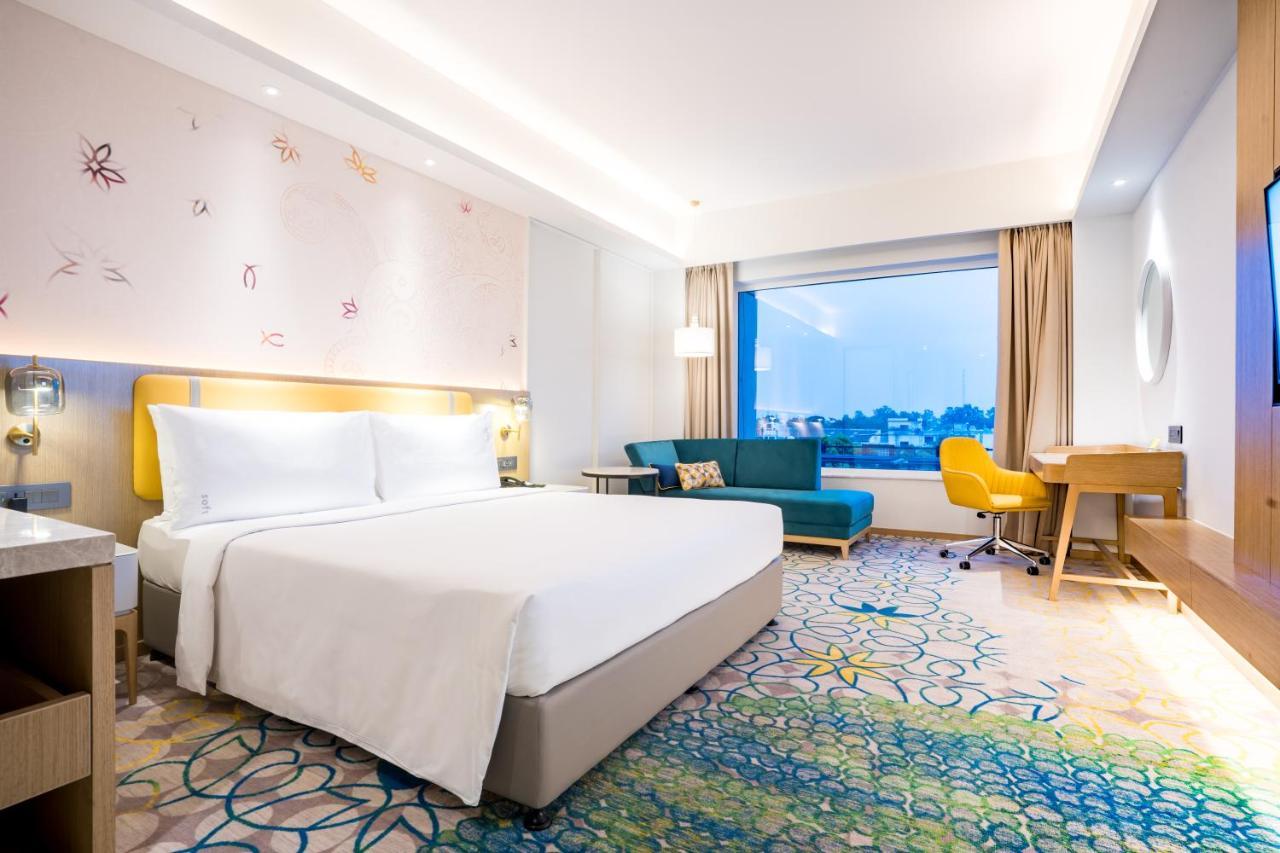 Holiday Inn Lucknow Airport By Ihg Exteriör bild