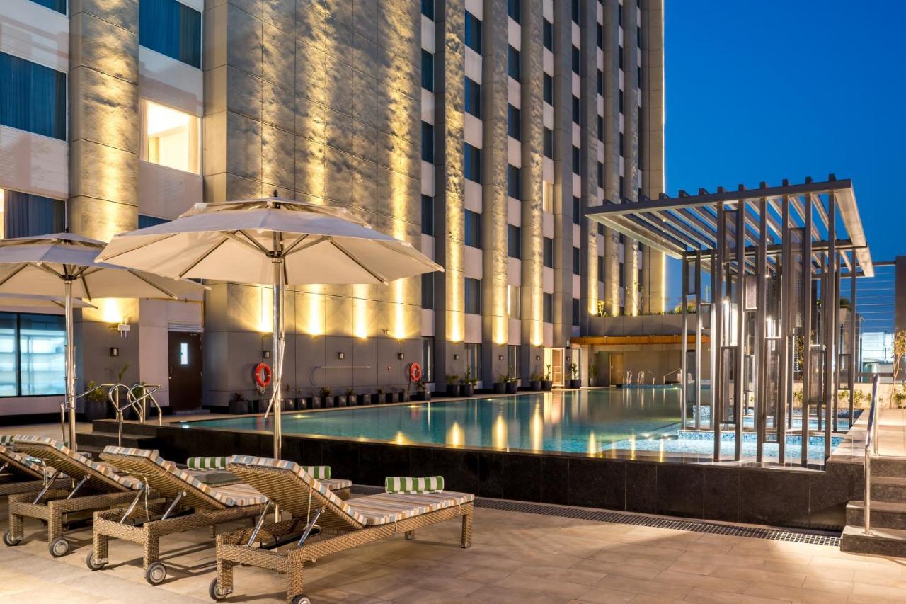 Holiday Inn Lucknow Airport By Ihg Exteriör bild