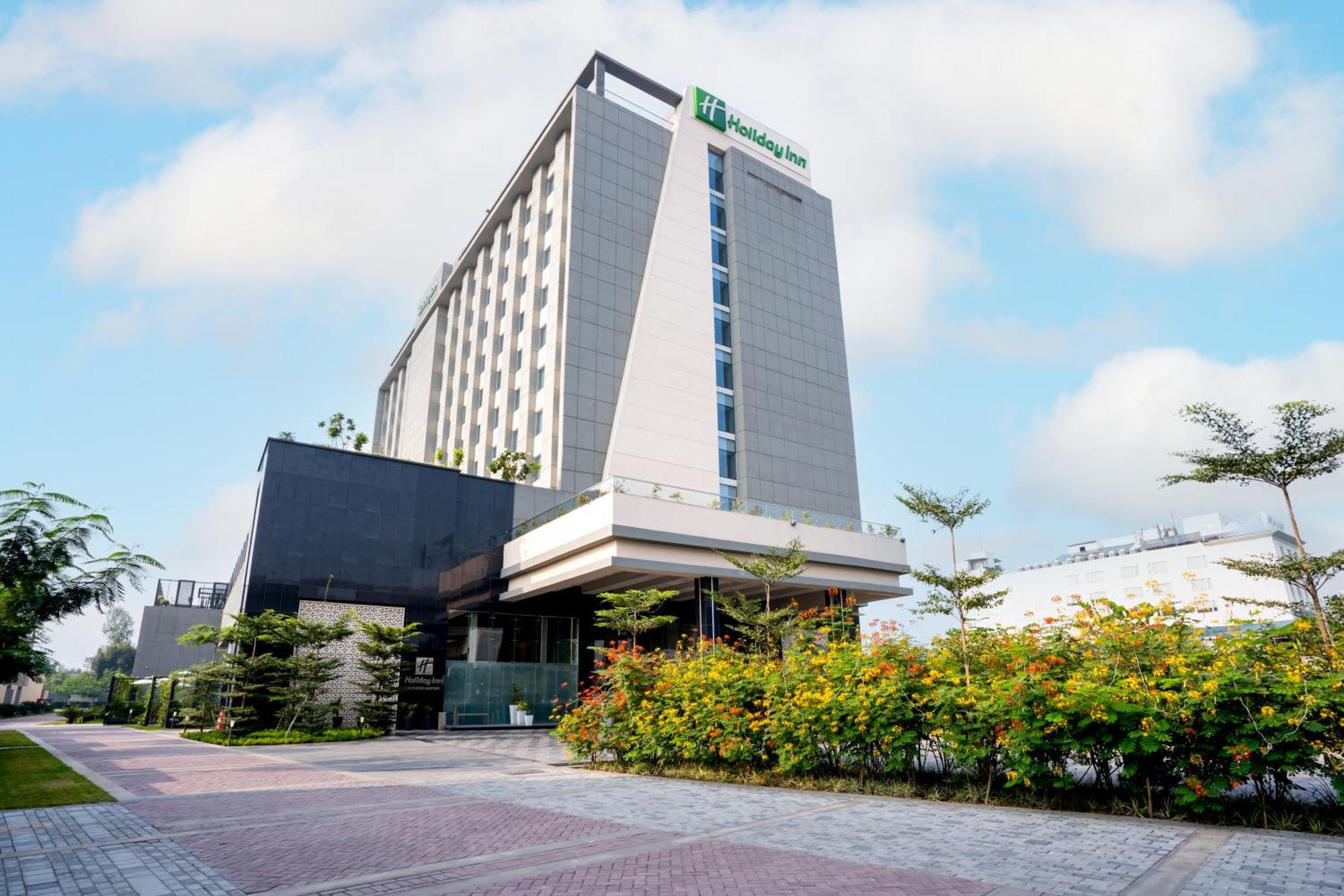 Holiday Inn Lucknow Airport By Ihg Exteriör bild
