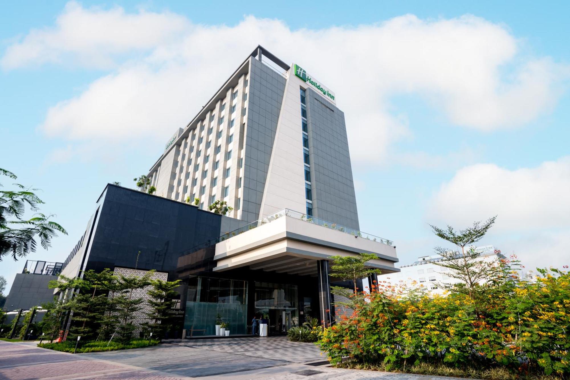Holiday Inn Lucknow Airport By Ihg Exteriör bild