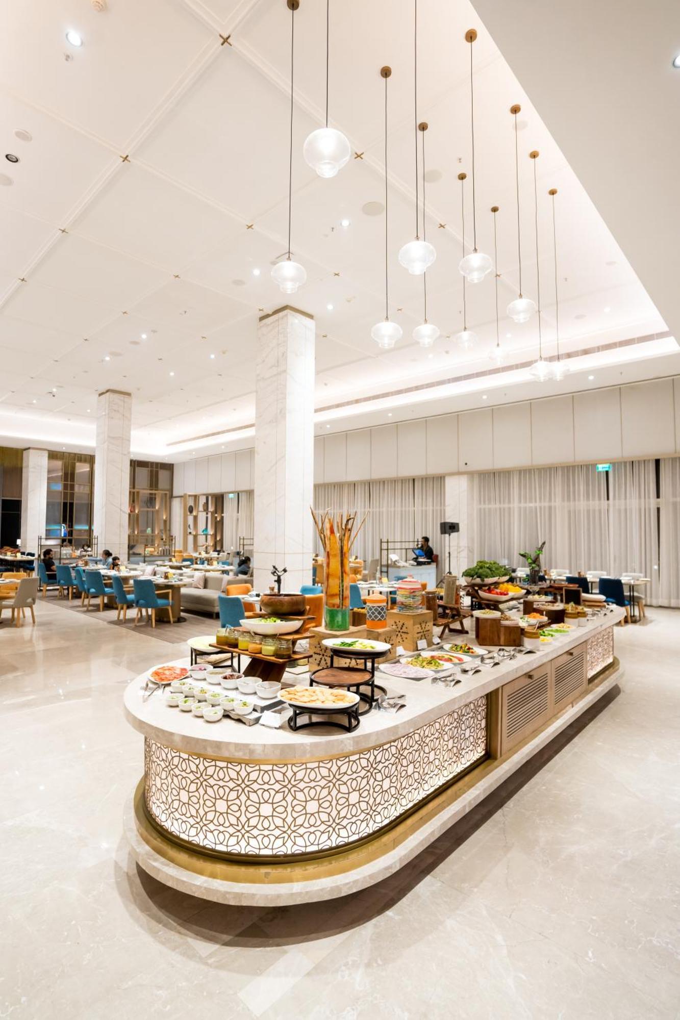 Holiday Inn Lucknow Airport By Ihg Exteriör bild