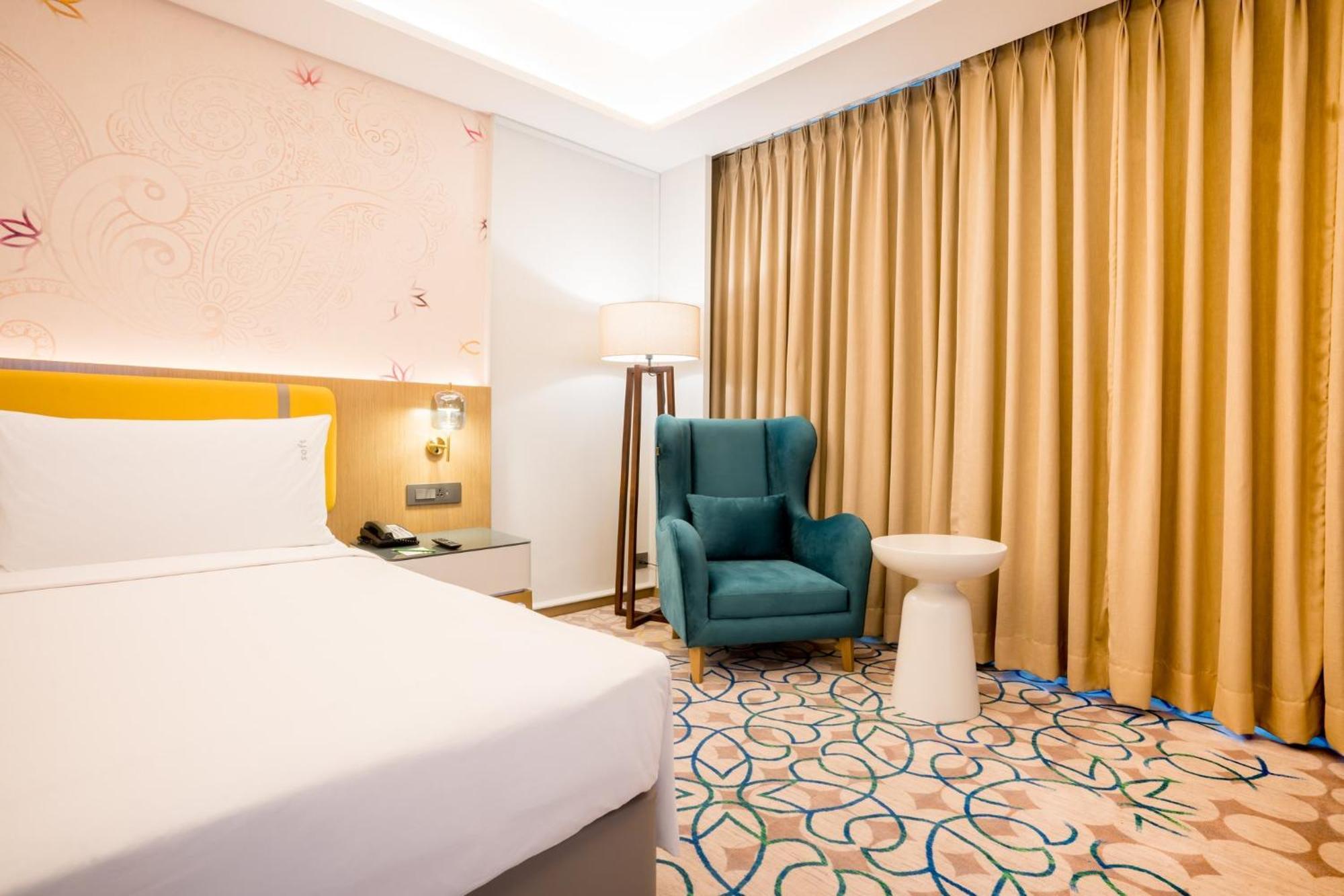 Holiday Inn Lucknow Airport By Ihg Exteriör bild